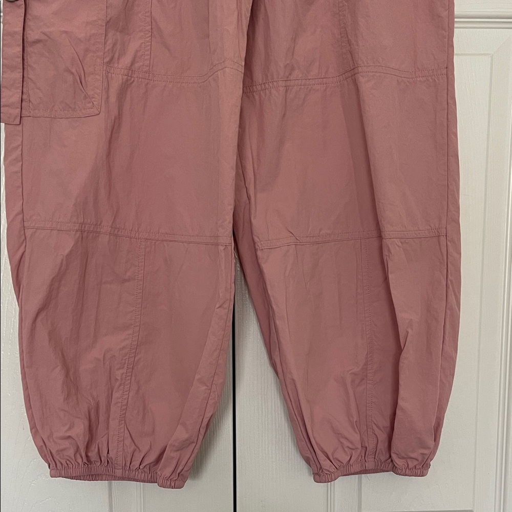 Dusty Pink Cropped Cargo Jogger Pants - Picture 6 of 11